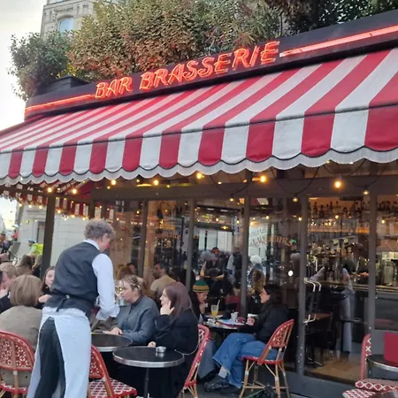 Gare Montparnasse 1 Minute, Awesome And Paceful Place , 5 Minute Eiffel Tour And Louvre Meusm Center,Saint Germain Des Pres Apartment *