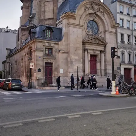 Apartment Gare Montparnasse 1 Minute, Awesome And Paceful Place , 5 Minute Eiffel Tour And Louvre Meusm Center,Saint Germain Des Pres *